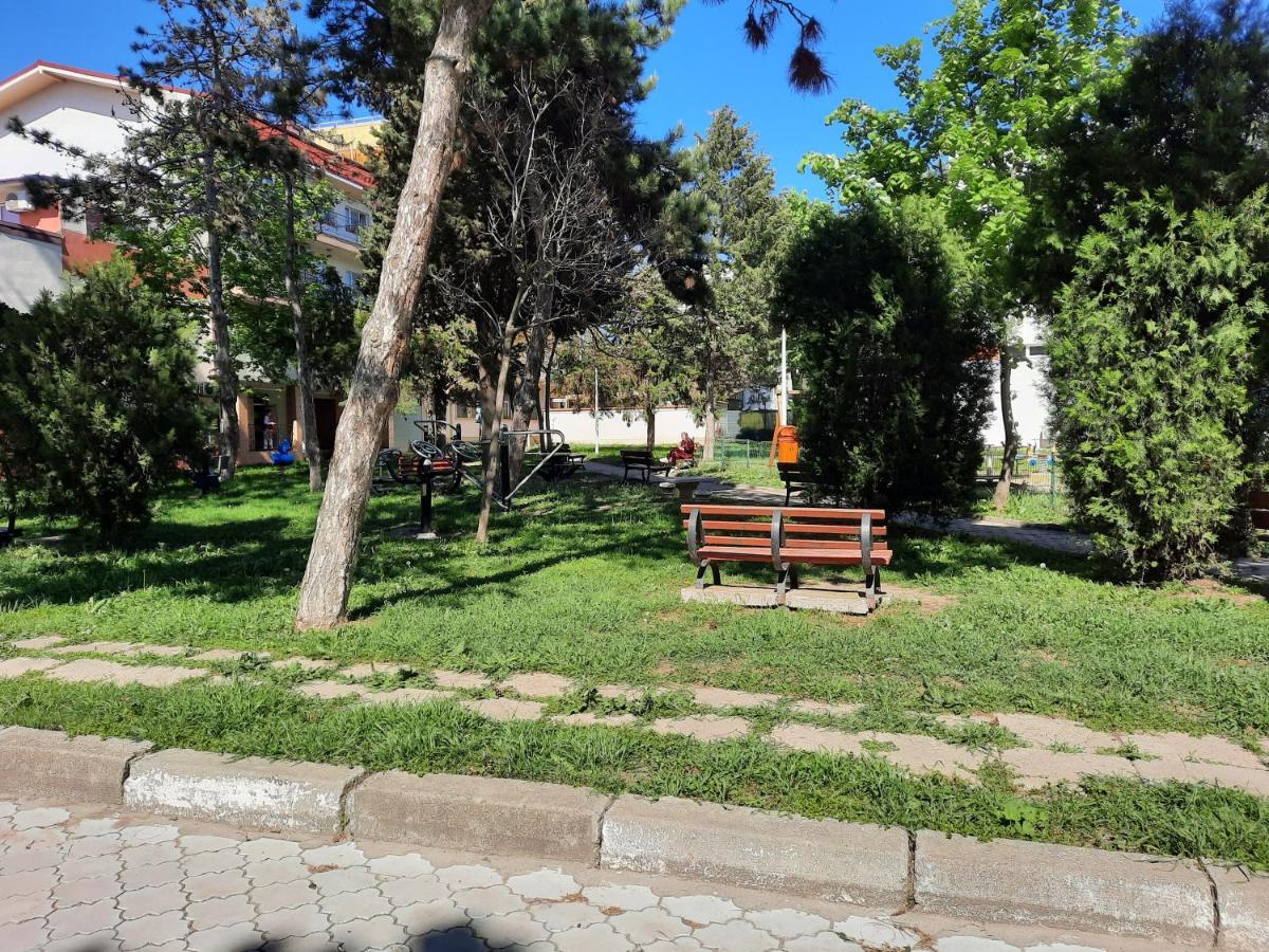 Apartament Denis Eforie Nord Apartment Екстериор снимка