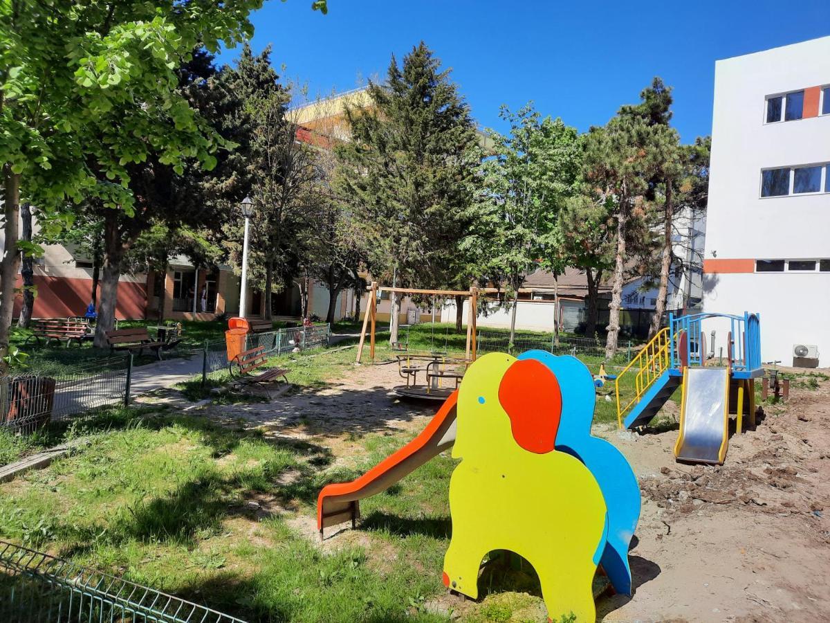 Apartament Denis Eforie Nord Apartment Екстериор снимка